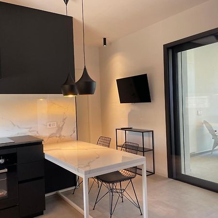 La Torre Del Porto Lägenhet Riccione Exteriör bild